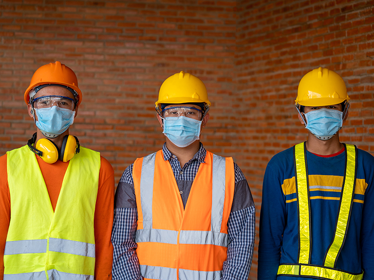 Uso de mascarillas en obras | El Oficial